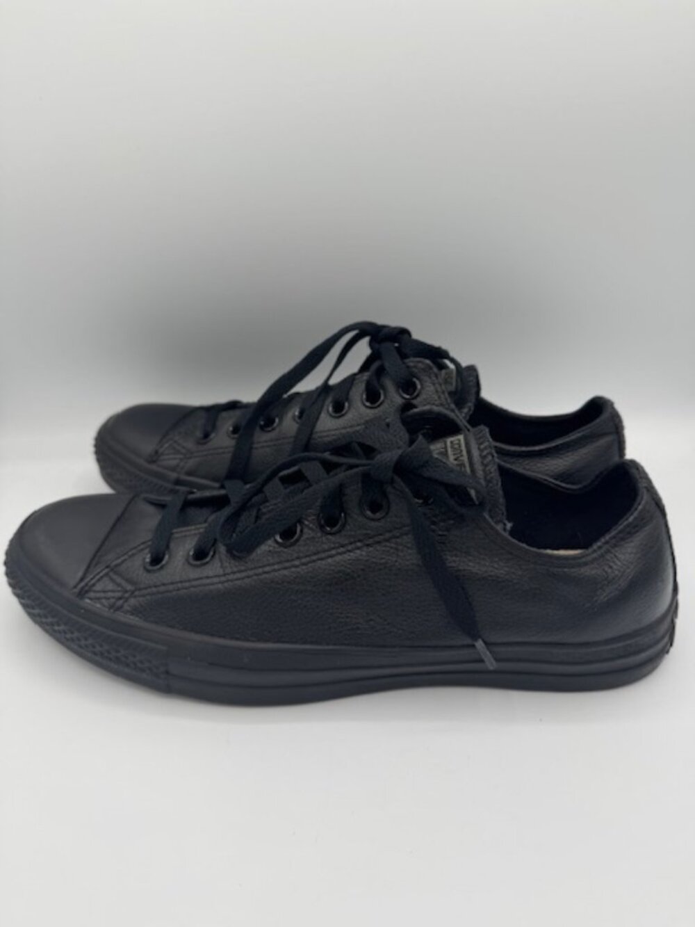 Converse Chuck Taylor All Star Black Leather OX Men's 9